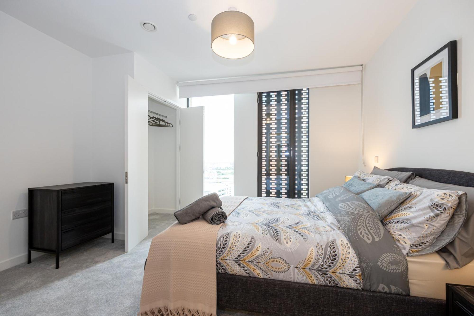 Royal Ebony By Asquare Lettings Lägenhet Manchester Exteriör bild